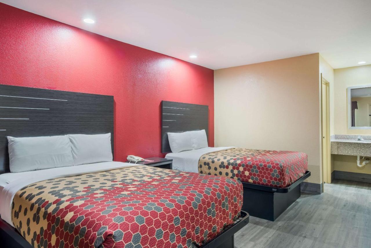 Econo Lodge Lake Charles University Area Eksteriør bilde