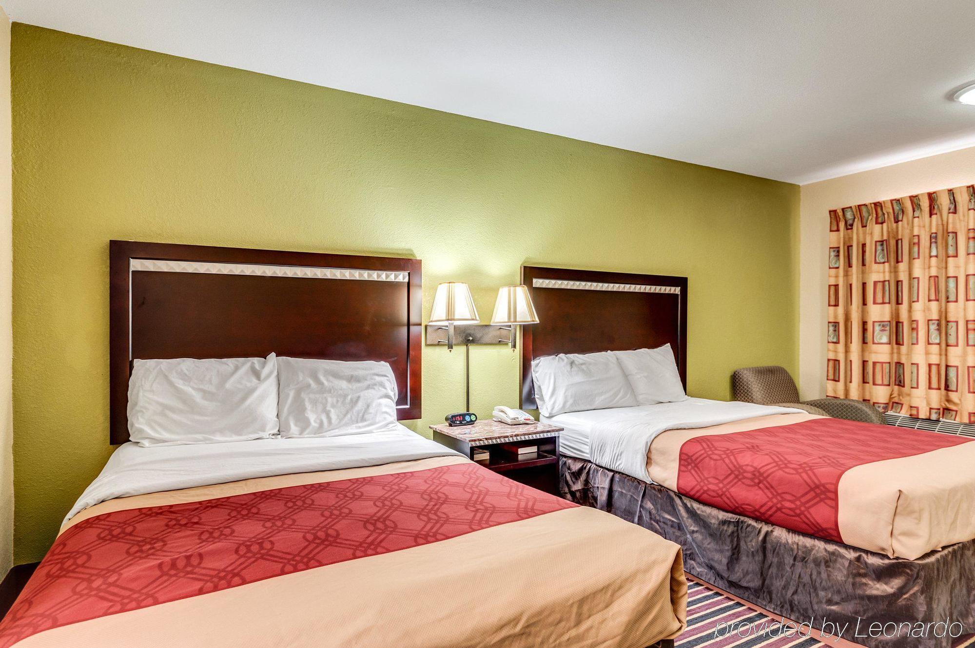 Econo Lodge Lake Charles University Area Eksteriør bilde